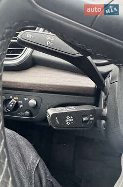 Внедорожник / Кроссовер Audi Q5 2022 в 