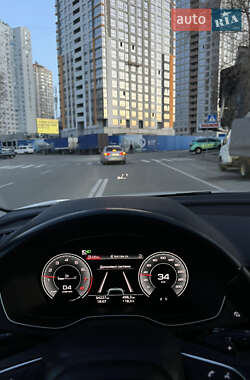 Внедорожник / Кроссовер Audi Q5 2022 в 