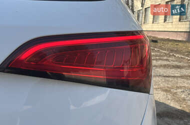 Внедорожник / Кроссовер Audi Q5 2015 в 