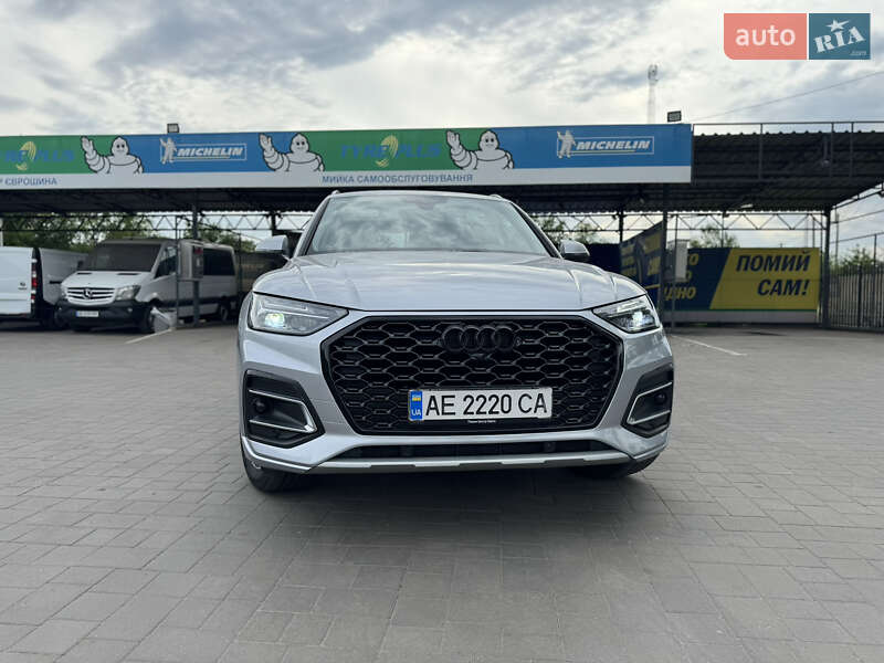 Внедорожник / Кроссовер Audi Q5 2021 в Кривом Роге