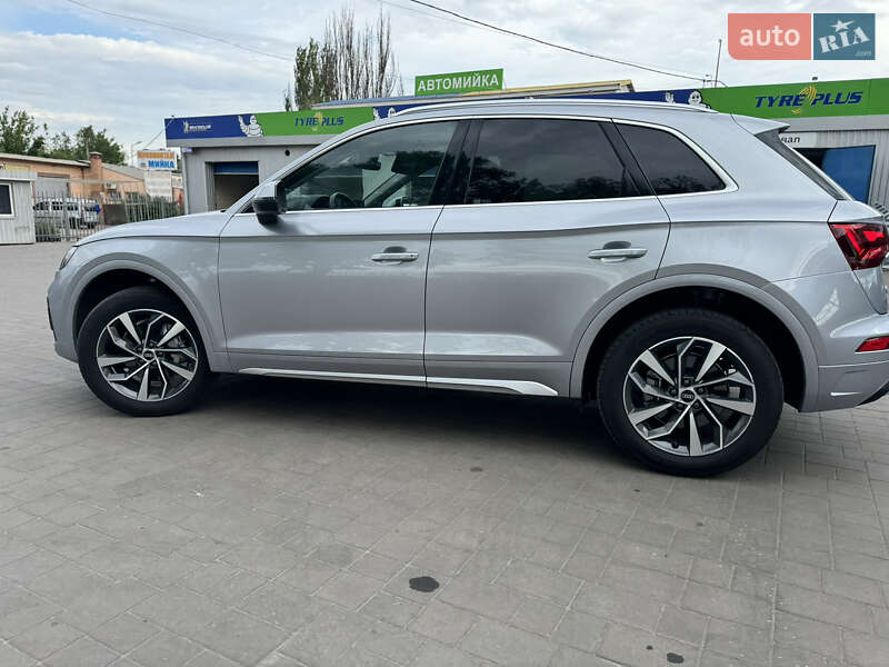 Внедорожник / Кроссовер Audi Q5 2021 в Кривом Роге
