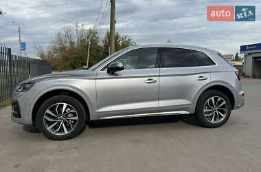 Внедорожник / Кроссовер Audi Q5 2021 в 