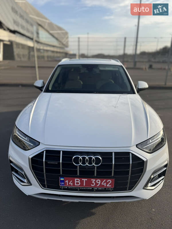 Внедорожник / Кроссовер Audi Q5 2021 в Львове