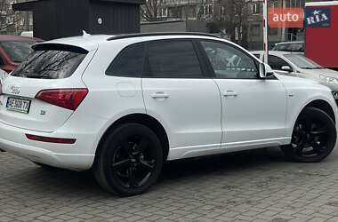 Внедорожник / Кроссовер Audi Q5 2010 в 
