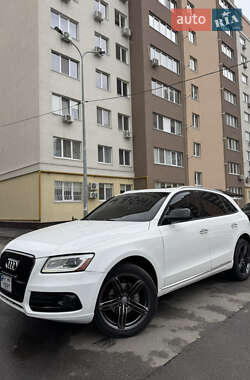 Позашляховик / Кросовер Audi Q5 2016 в 