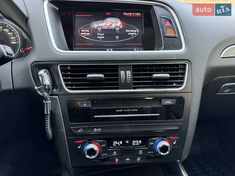 Внедорожник / Кроссовер Audi Q5 2015 в Одессе