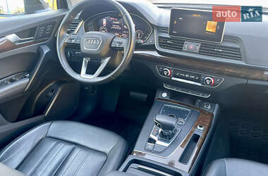 Внедорожник / Кроссовер Audi Q5 2019 в 