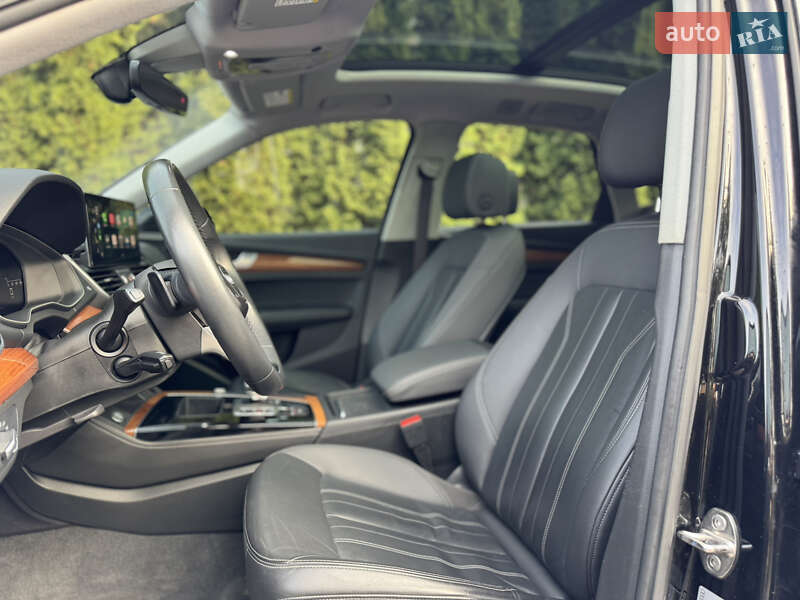 Позашляховик / Кросовер Audi Q5 2020 в Києві
