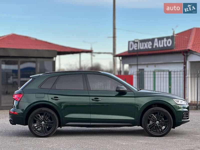 Внедорожник / Кроссовер Audi Q5 2017 в Киеве