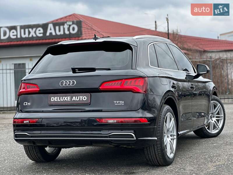 Внедорожник / Кроссовер Audi Q5 2017 в Киеве