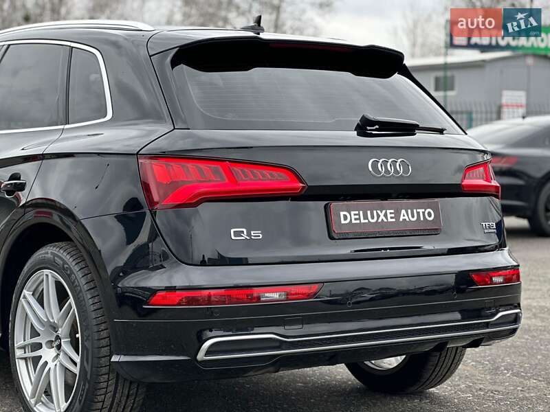 Внедорожник / Кроссовер Audi Q5 2017 в Киеве