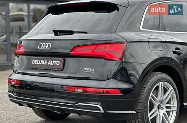 Внедорожник / Кроссовер Audi Q5 2017 в 