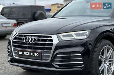 Внедорожник / Кроссовер Audi Q5 2017 в 