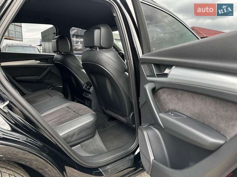 Внедорожник / Кроссовер Audi Q5 2017 в Киеве