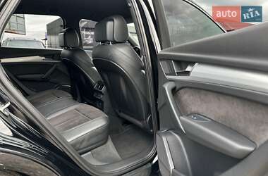 Внедорожник / Кроссовер Audi Q5 2017 в 