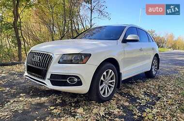 Внедорожник / Кроссовер Audi Q5 2016 в 