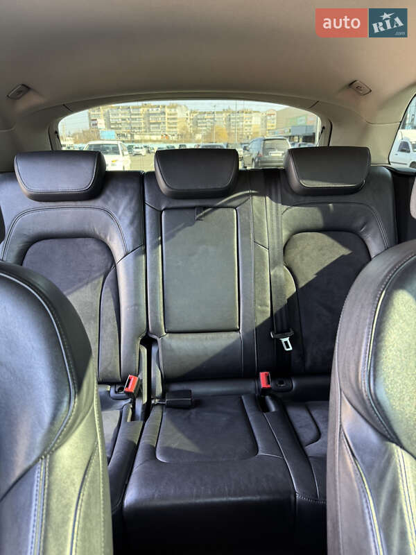 Позашляховик / Кросовер Audi Q5 2011 в Борисполі