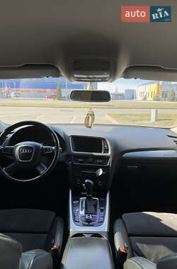 Внедорожник / Кроссовер Audi Q5 2011 в 