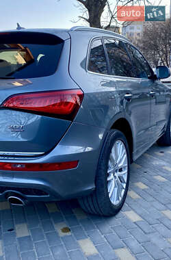 Внедорожник / Кроссовер Audi Q5 2016 в 