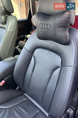 Внедорожник / Кроссовер Audi Q5 2016 в 