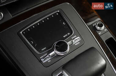 Позашляховик / Кросовер Audi Q5 2018 в 