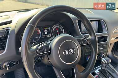 Позашляховик / Кросовер Audi Q5 2015 в 