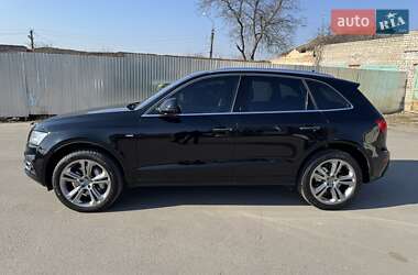 Позашляховик / Кросовер Audi Q5 2015 в 