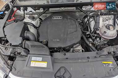 Позашляховик / Кросовер Audi Q5 2018 в 