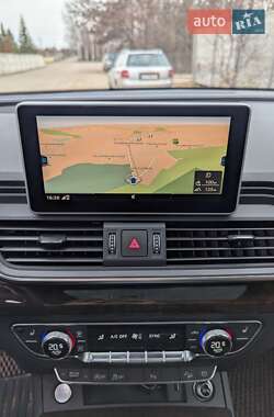 Позашляховик / Кросовер Audi Q5 2018 в 