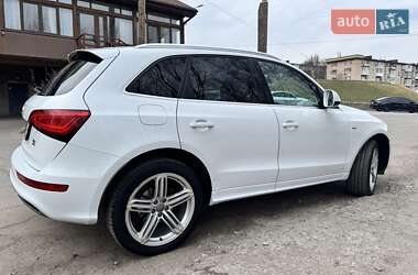 Внедорожник / Кроссовер Audi Q5 2012 в 