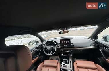 Внедорожник / Кроссовер Audi Q5 2021 в 