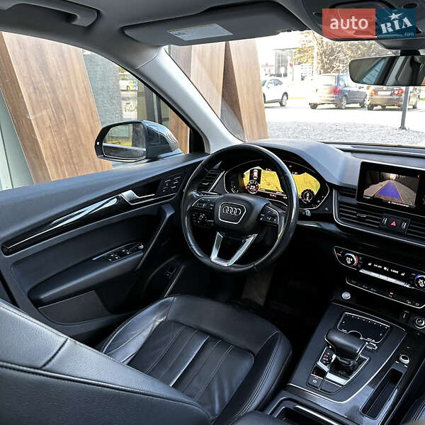 Внедорожник / Кроссовер Audi Q5 2018 в Луцке