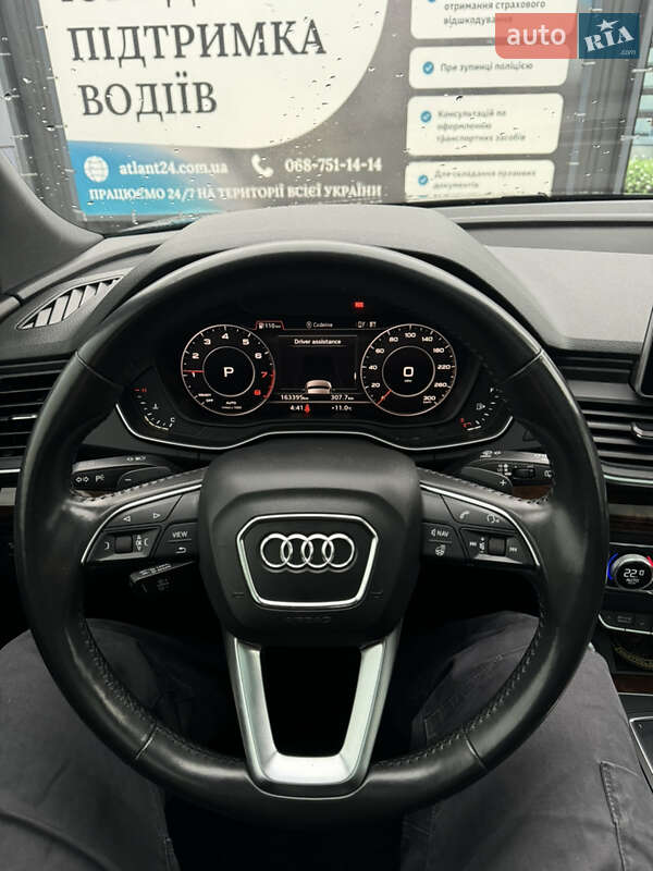 Позашляховик / Кросовер Audi Q5 2017 в Вінниці