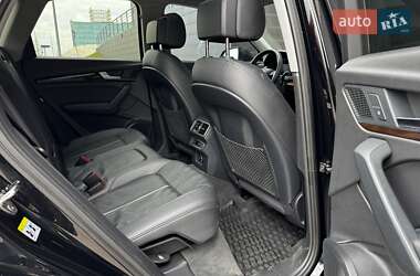 Позашляховик / Кросовер Audi Q5 2018 в 