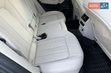 Внедорожник / Кроссовер Audi Q5 2022 в 