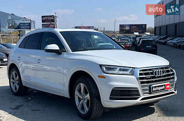 Внедорожник / Кроссовер Audi Q5 2019 в 