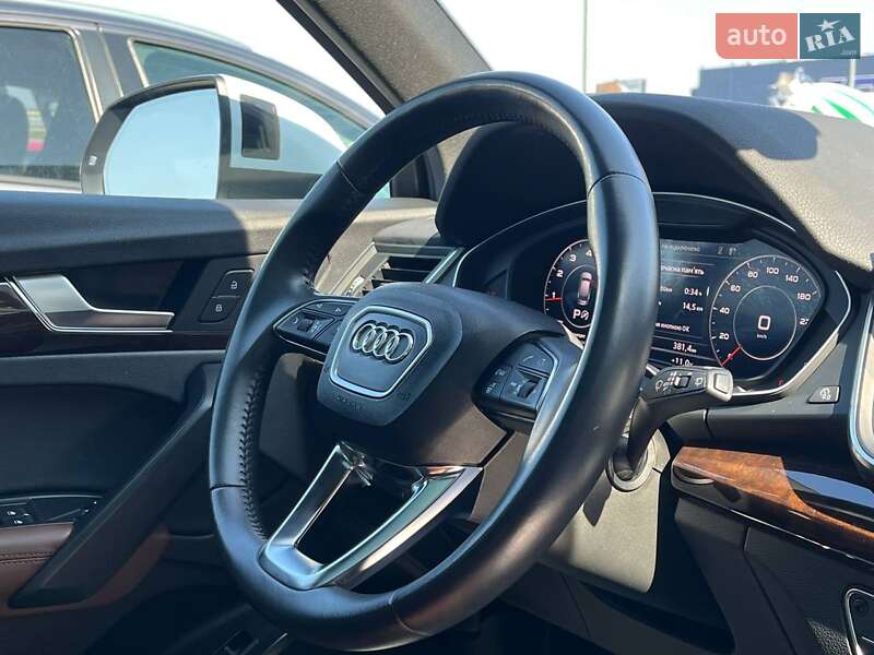 Позашляховик / Кросовер Audi Q5 2019 в Львові