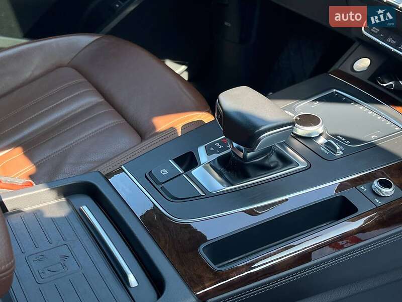 Позашляховик / Кросовер Audi Q5 2019 в Львові