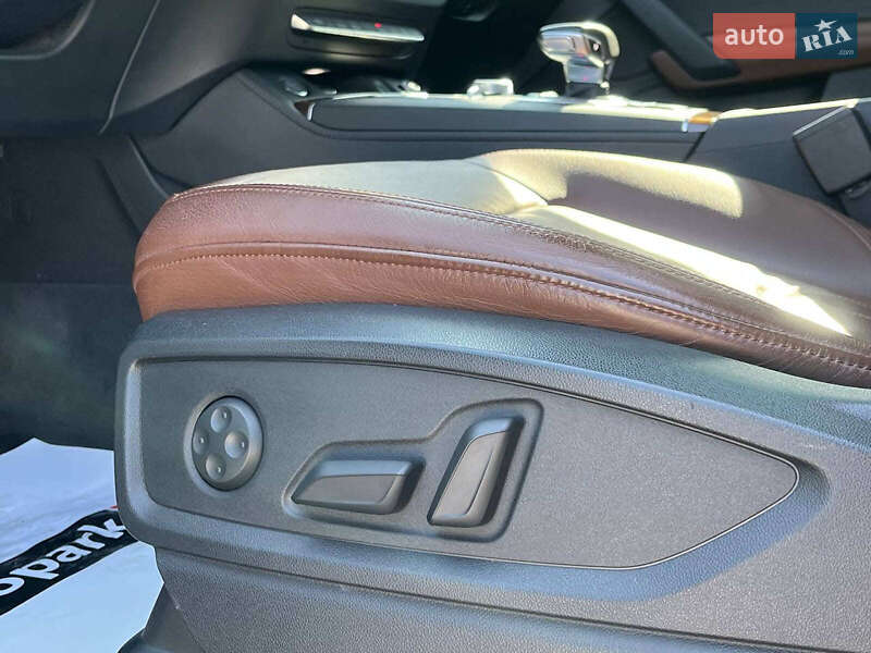 Позашляховик / Кросовер Audi Q5 2019 в Львові