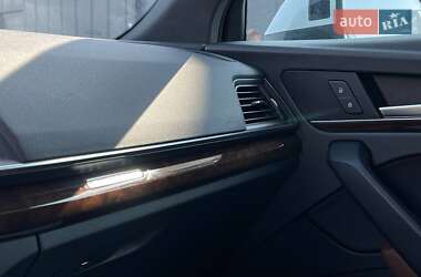Внедорожник / Кроссовер Audi Q5 2019 в 