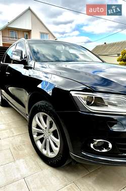 Внедорожник / Кроссовер Audi Q5 2015 в 