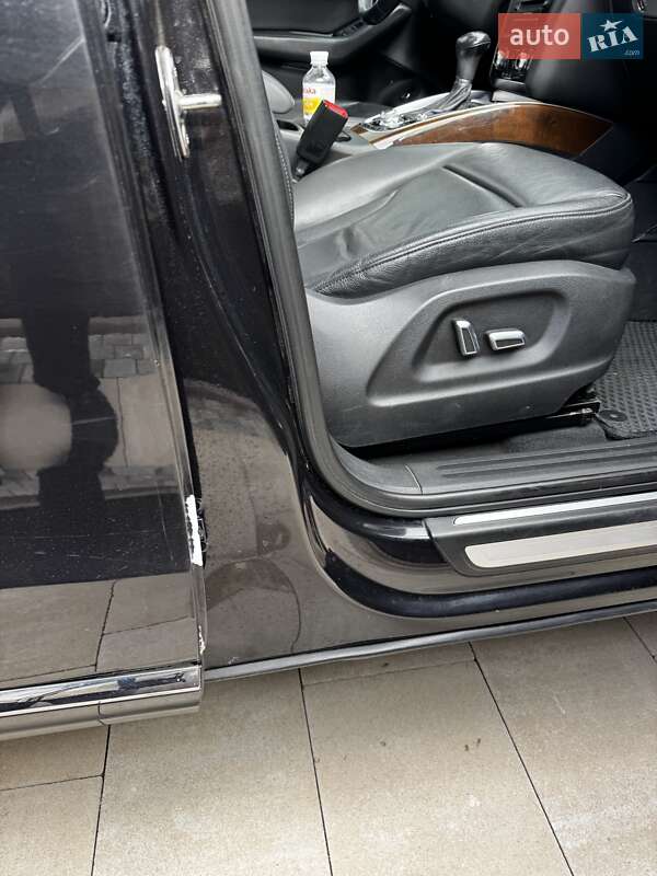 Внедорожник / Кроссовер Audi Q5 2015 в Ужгороде