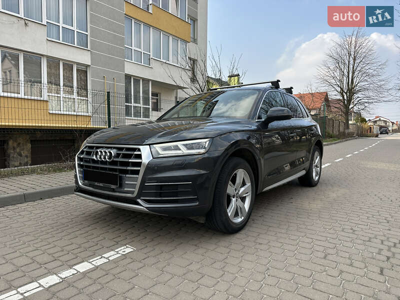 Внедорожник / Кроссовер Audi Q5 2019 в 