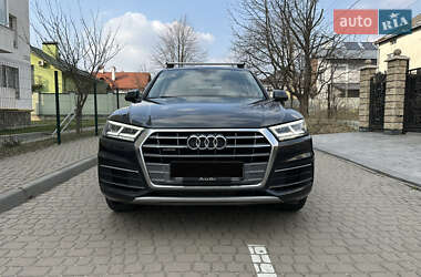 Внедорожник / Кроссовер Audi Q5 2019 в 