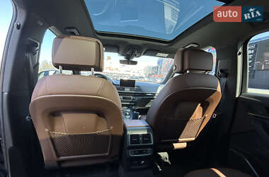 Внедорожник / Кроссовер Audi Q5 2019 в 