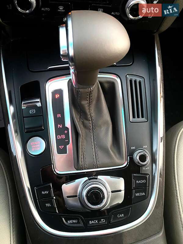 Внедорожник / Кроссовер Audi Q5 2014 в Киеве