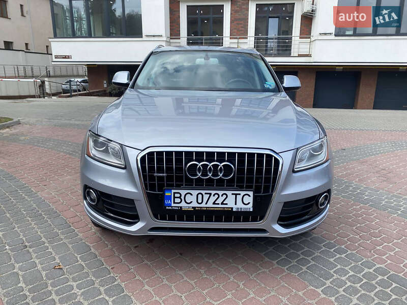 Внедорожник / Кроссовер Audi Q5 2015 в 