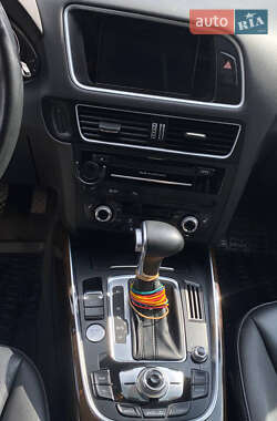 Внедорожник / Кроссовер Audi Q5 2015 в 