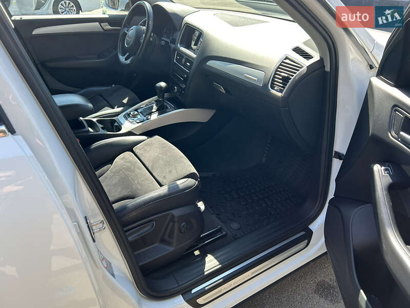 Внедорожник / Кроссовер Audi Q5 2014 в Киеве