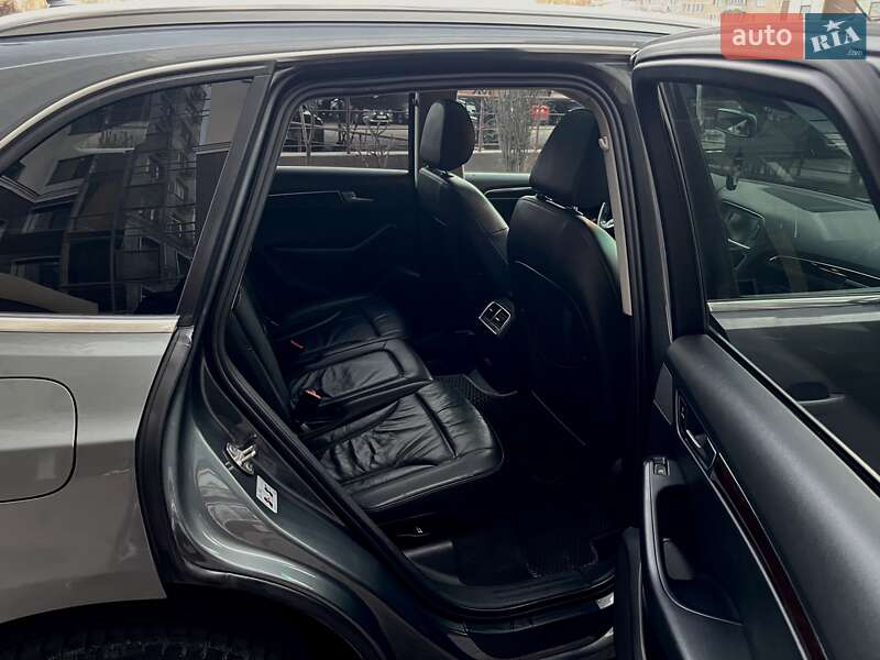 Позашляховик / Кросовер Audi Q5 2011 в Одесі